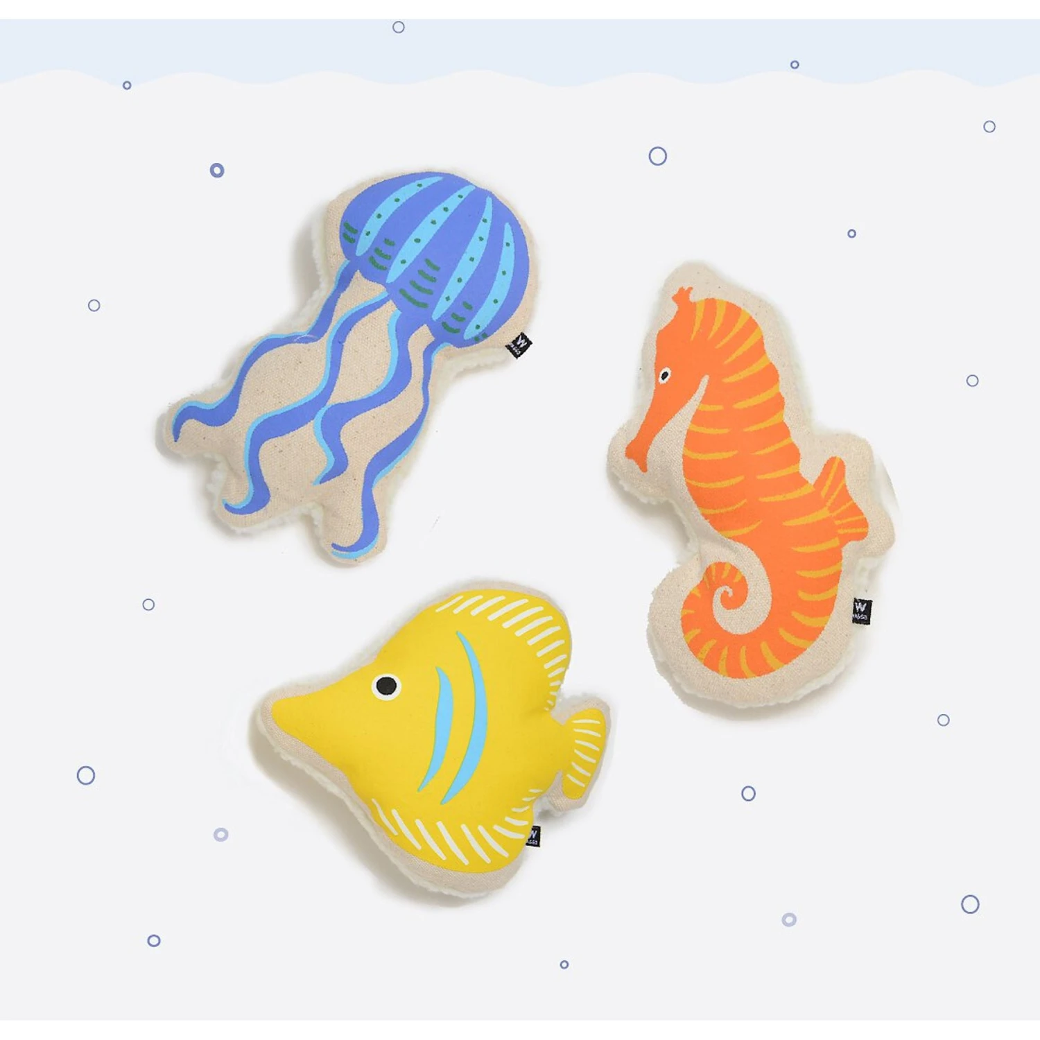 Waggo Canvas Squeaker Ocean Plush Dog Toy 4 Waggo Canvas Squeaker Ocean Plush Dog Toy - Image 2