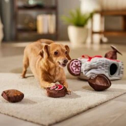 STAR WARS Valentine Box Of Chocolates Hide & Seek Puzzle Plush Squeaky Dog Toy -Pet Dog Toys 298989 PT3. AC SS1800 V1701364860