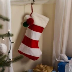 Goody Box Holiday Dog Toys & Treats -Pet Dog Toys 767910 PT3. AC SS1800 V1696258572